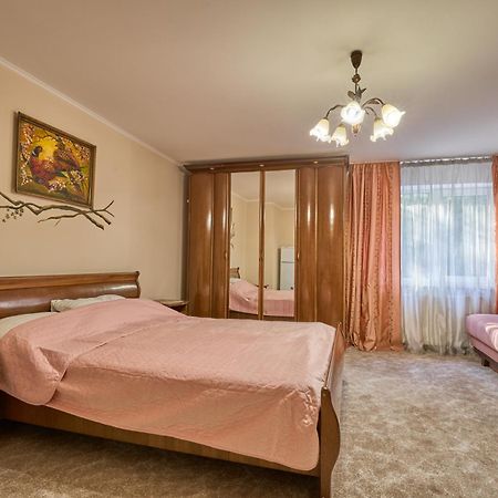 Tsaryna Sadyba Iablunîțea Exterior foto
