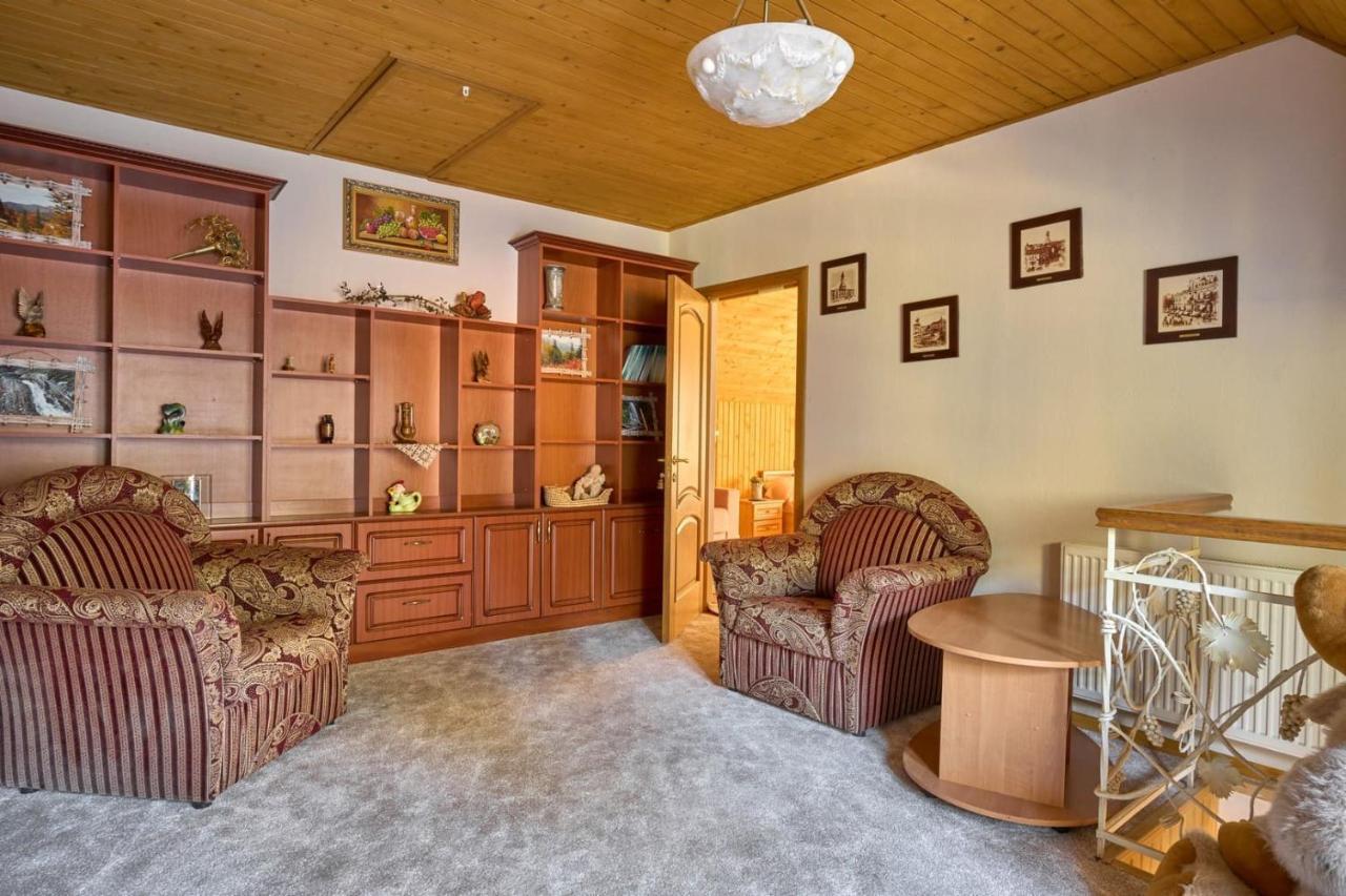 Tsaryna Sadyba Iablunîțea Exterior foto